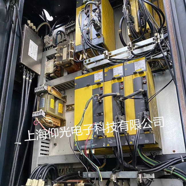 發(fā)那科伺服驅(qū)動器維修A06B-6200-H008報(bào)警24號修理
