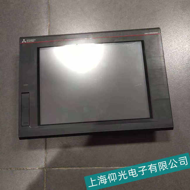 南京三菱觸摸屏GT2715-XTBD出現(xiàn)藍屏且看不清故障維修怎么聯(lián)系