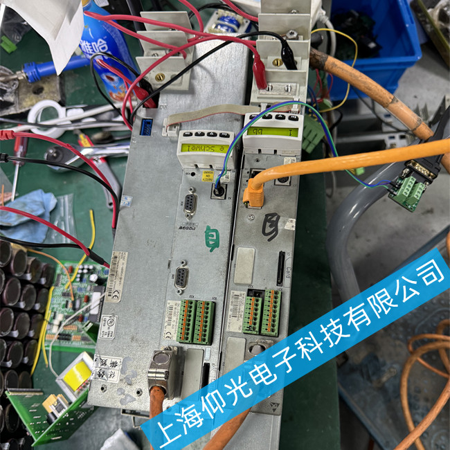 包裝機(jī)械力士樂(lè)伺服驅(qū)動(dòng)器開(kāi)機(jī)報(bào)警E257故障維修